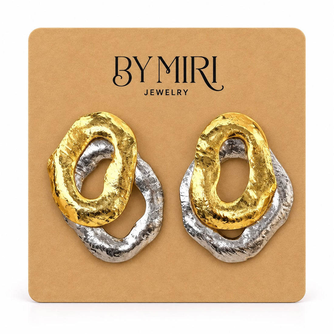 Aretes Dúo Metálico con diseño orgánico texturizado en dorado y plateado