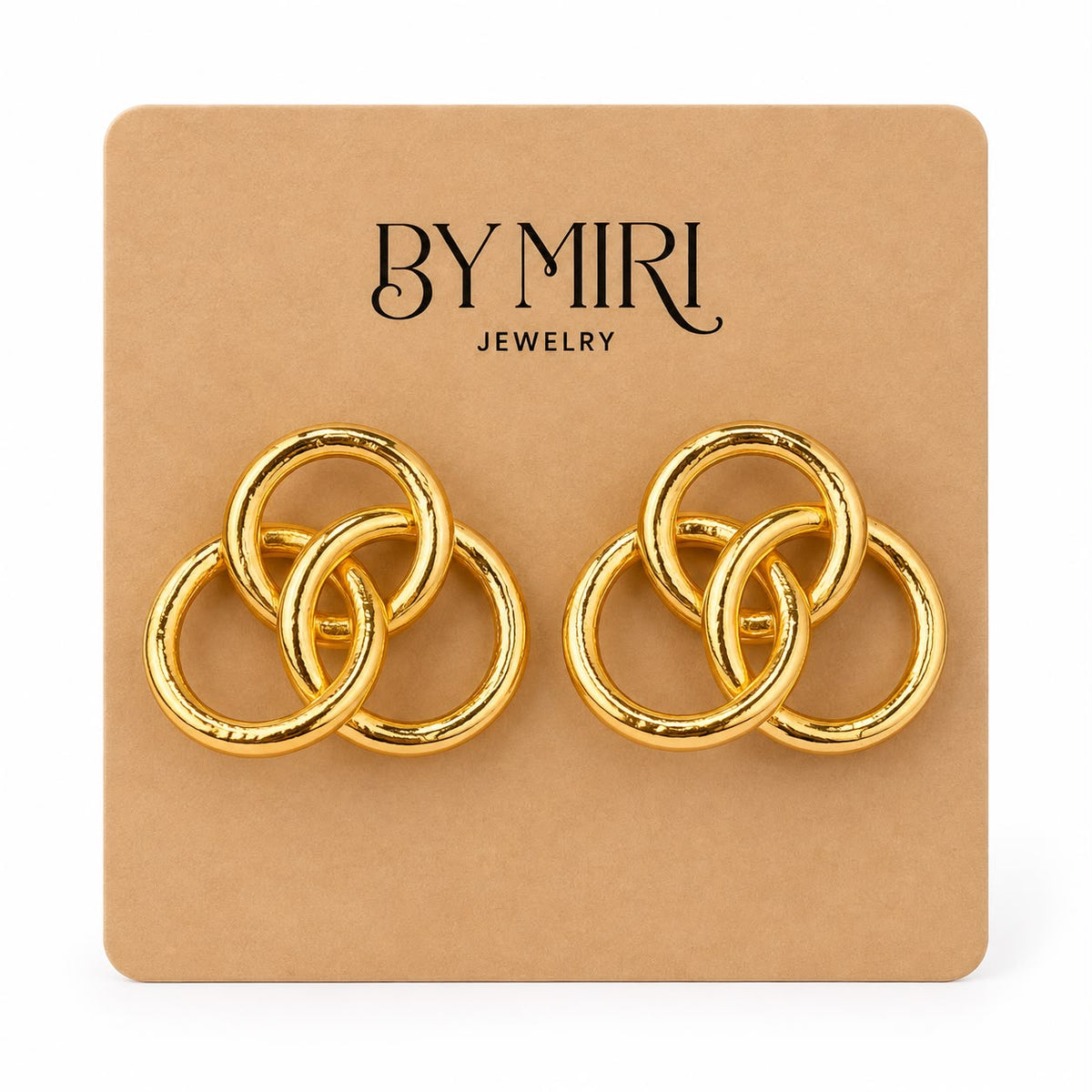 Aretes Triple Aro dorados con tres aros entrelazados