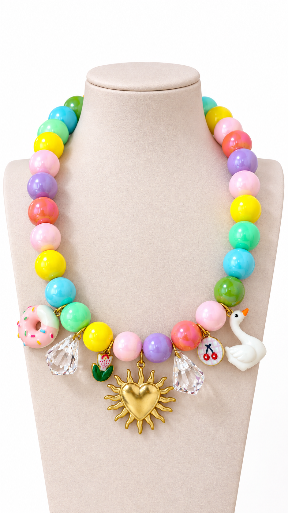Collar de bolas de chicle con dijes