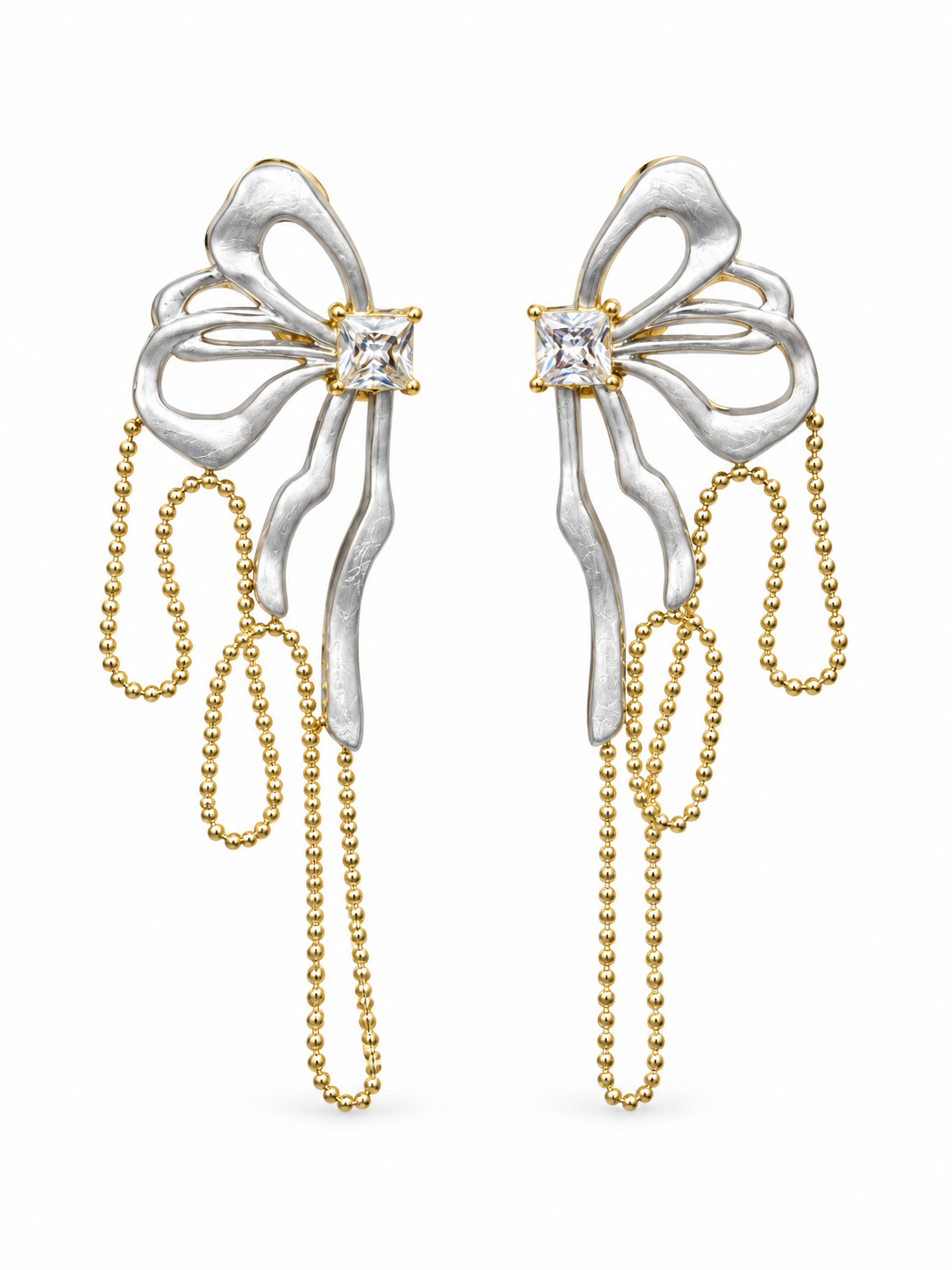 Aretes de lazo bicolor con cadenas