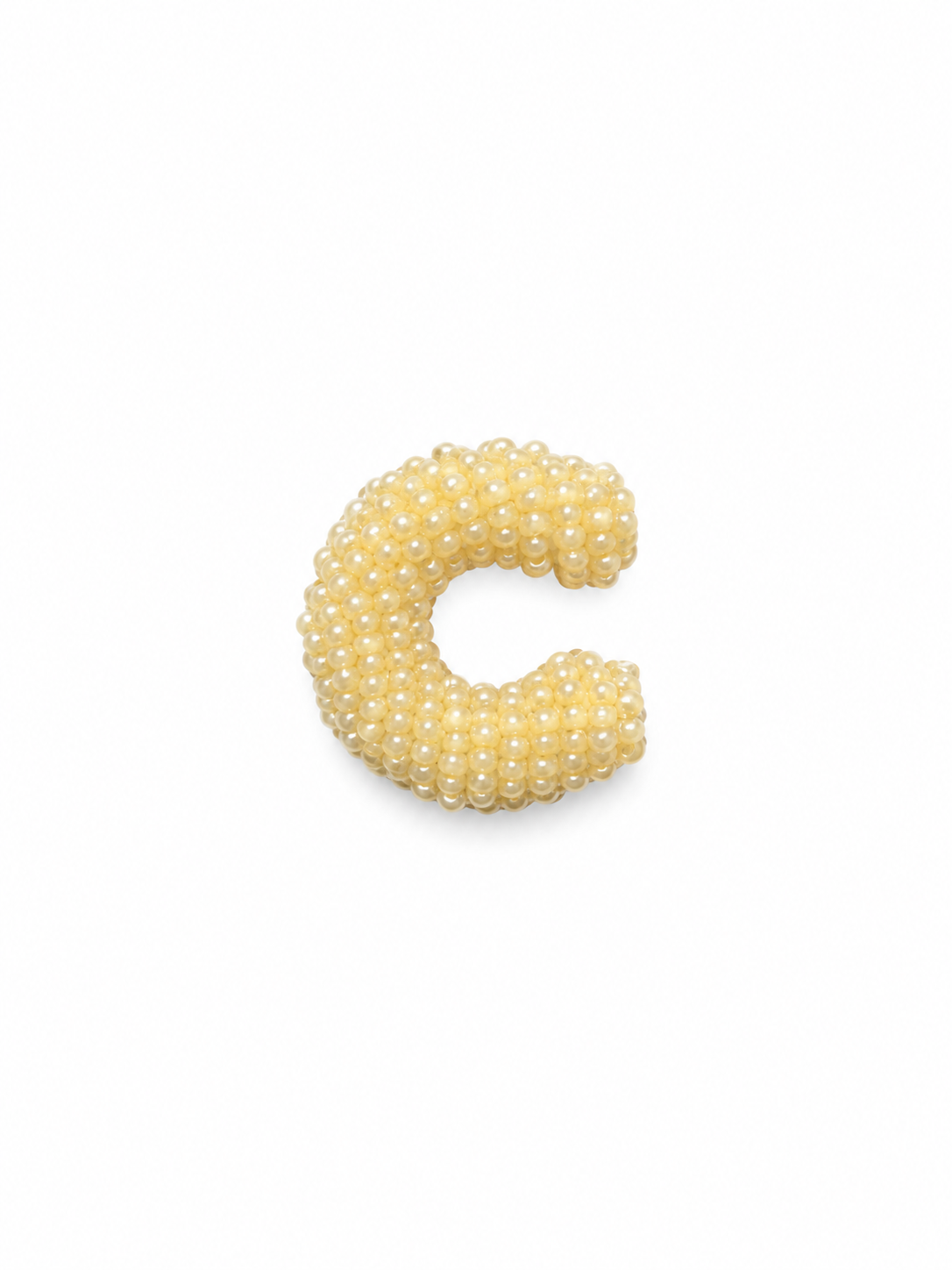 Ear cuffs tejidos en mostacillas